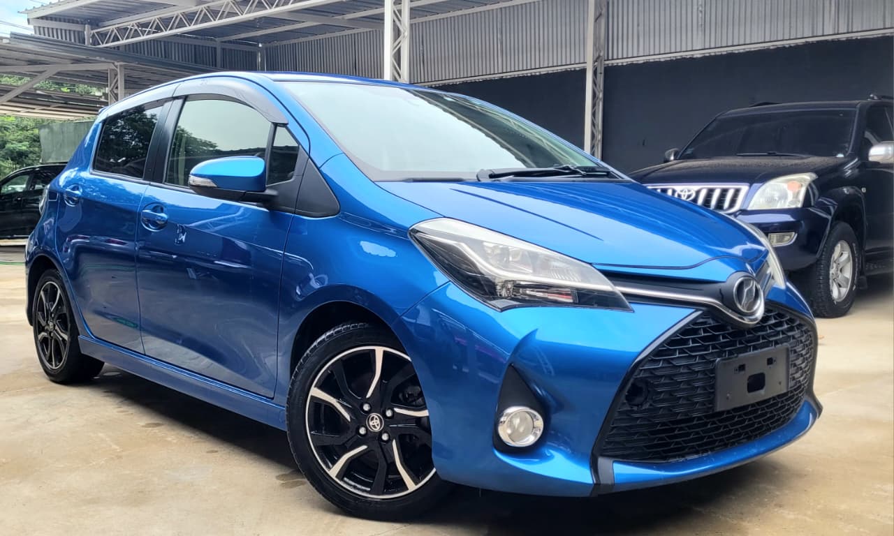 Toyota VITZ RS 2016