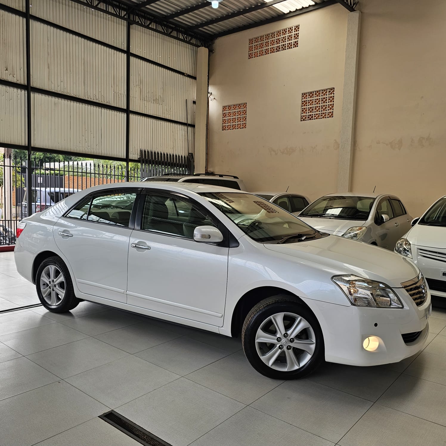 Toyota PREMIO 2008