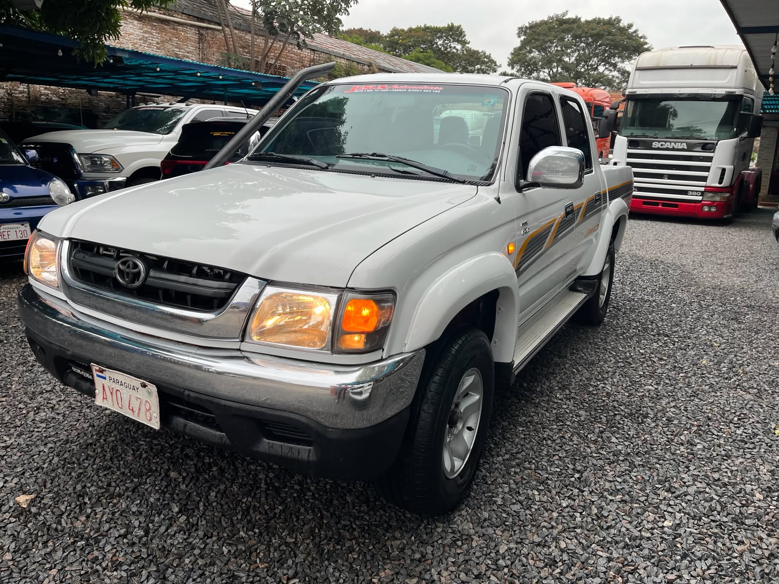 Toyota HILUX 2005