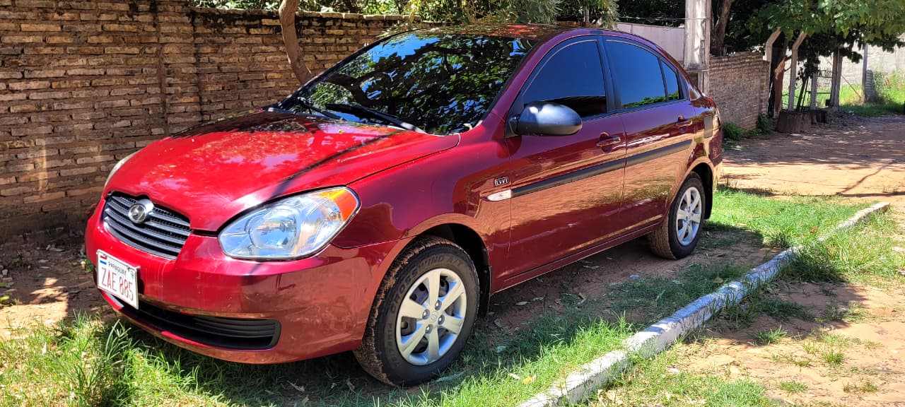 Hyundai ACCENT 2011