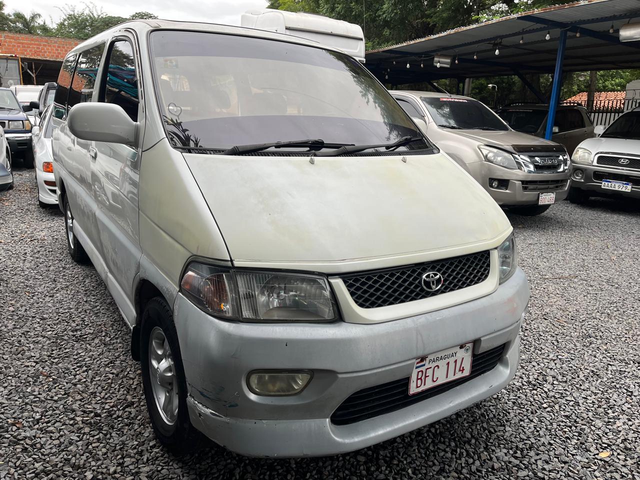 Toyota REGIUS 1997