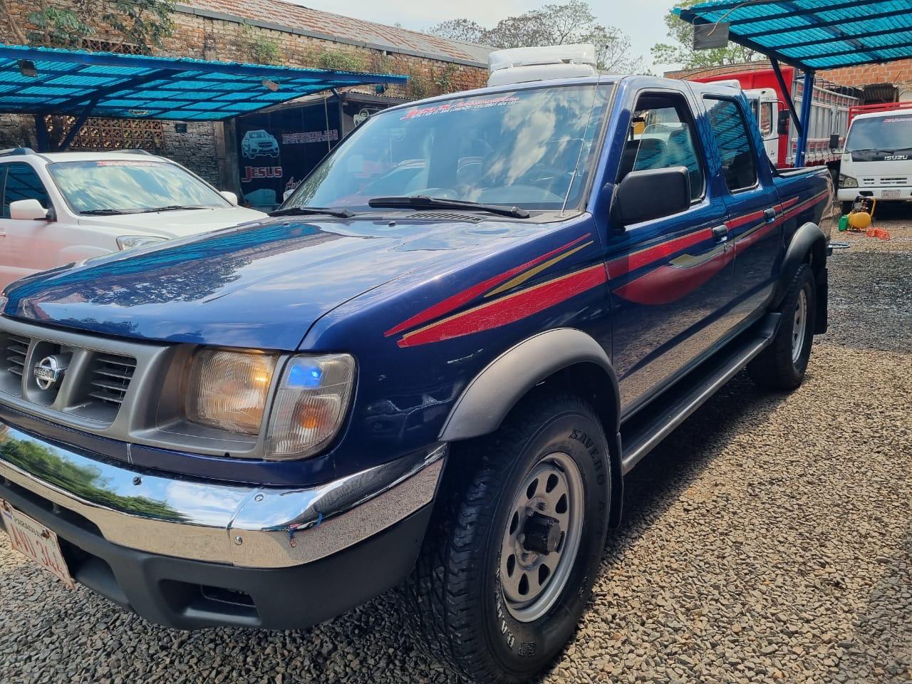 Nissan AX 2000
