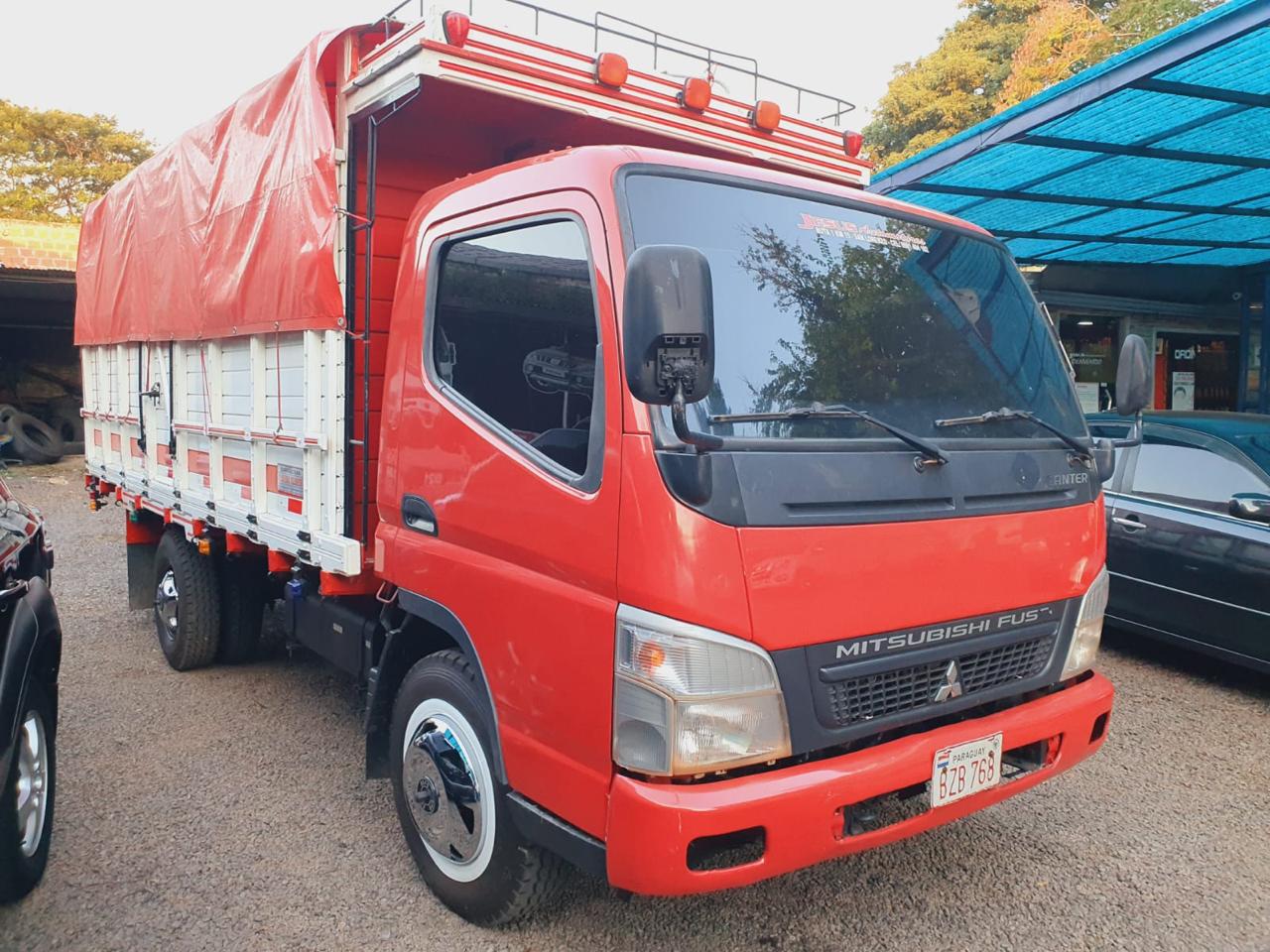 Mitsubishi CANTER FUSO 2016