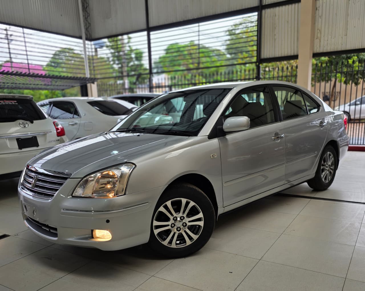 Toyota PREMIO 2003