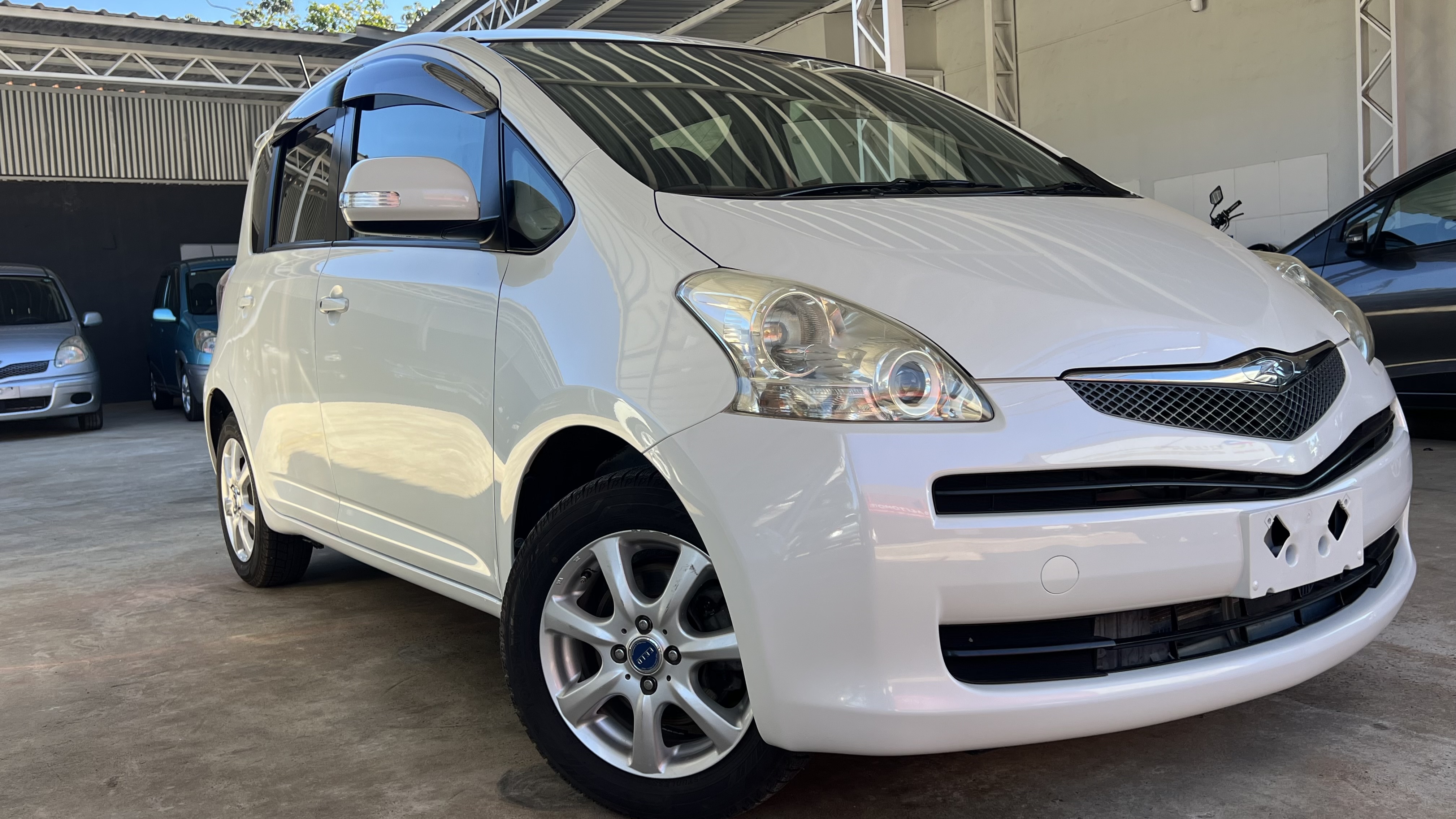Toyota RACTIS 2009