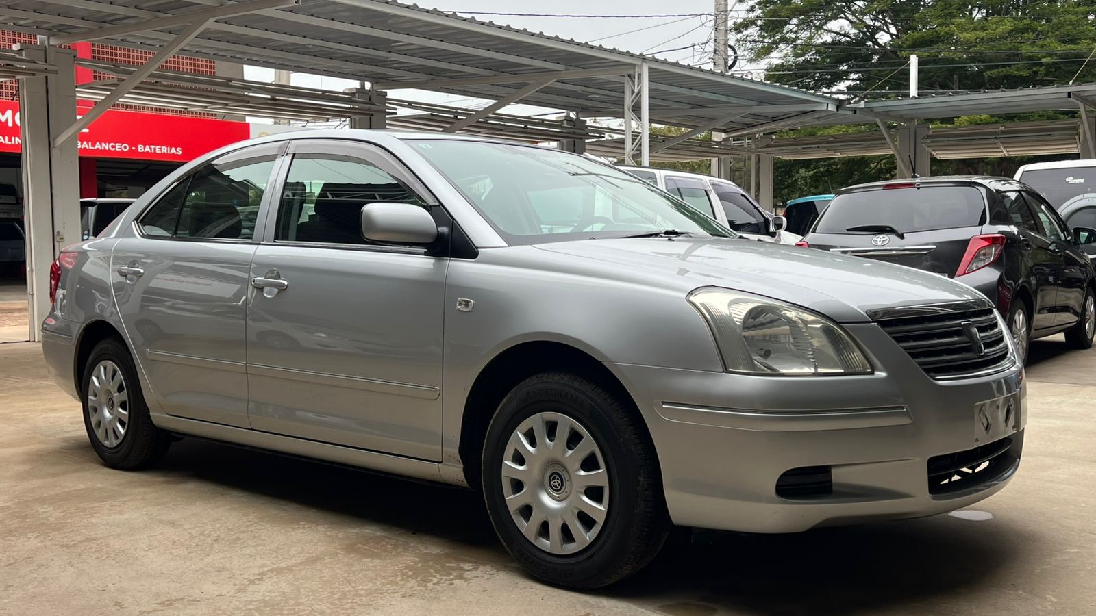 Toyota PREMIO 2005
