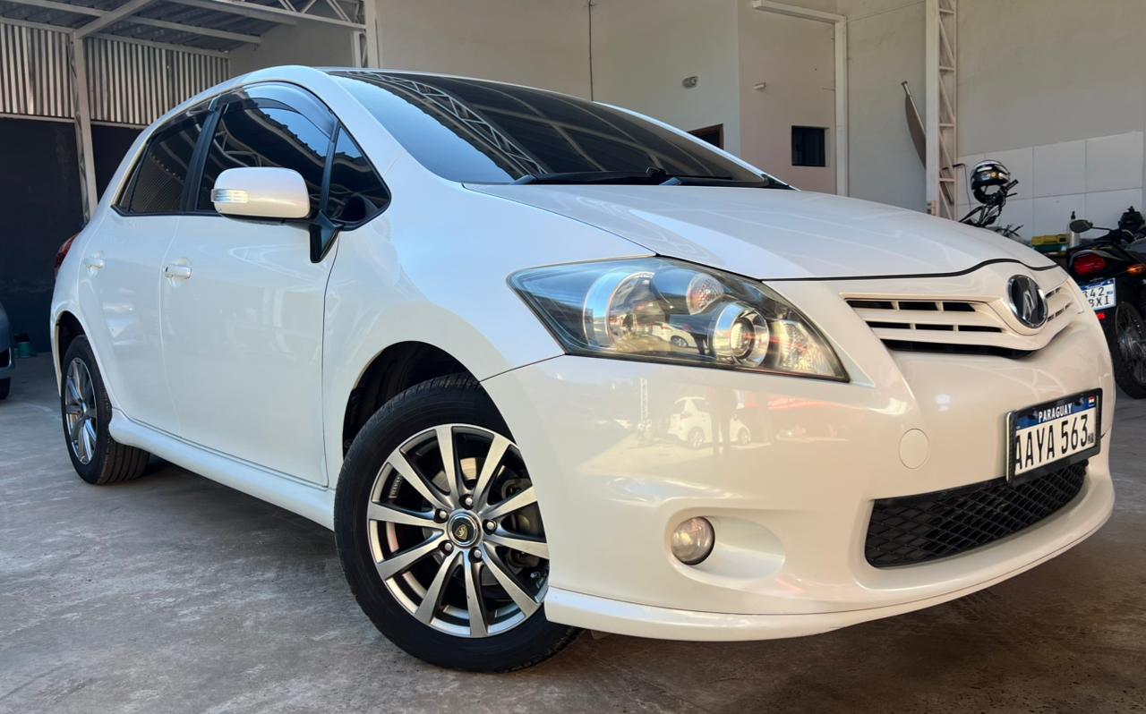 Toyota AURIS 2009