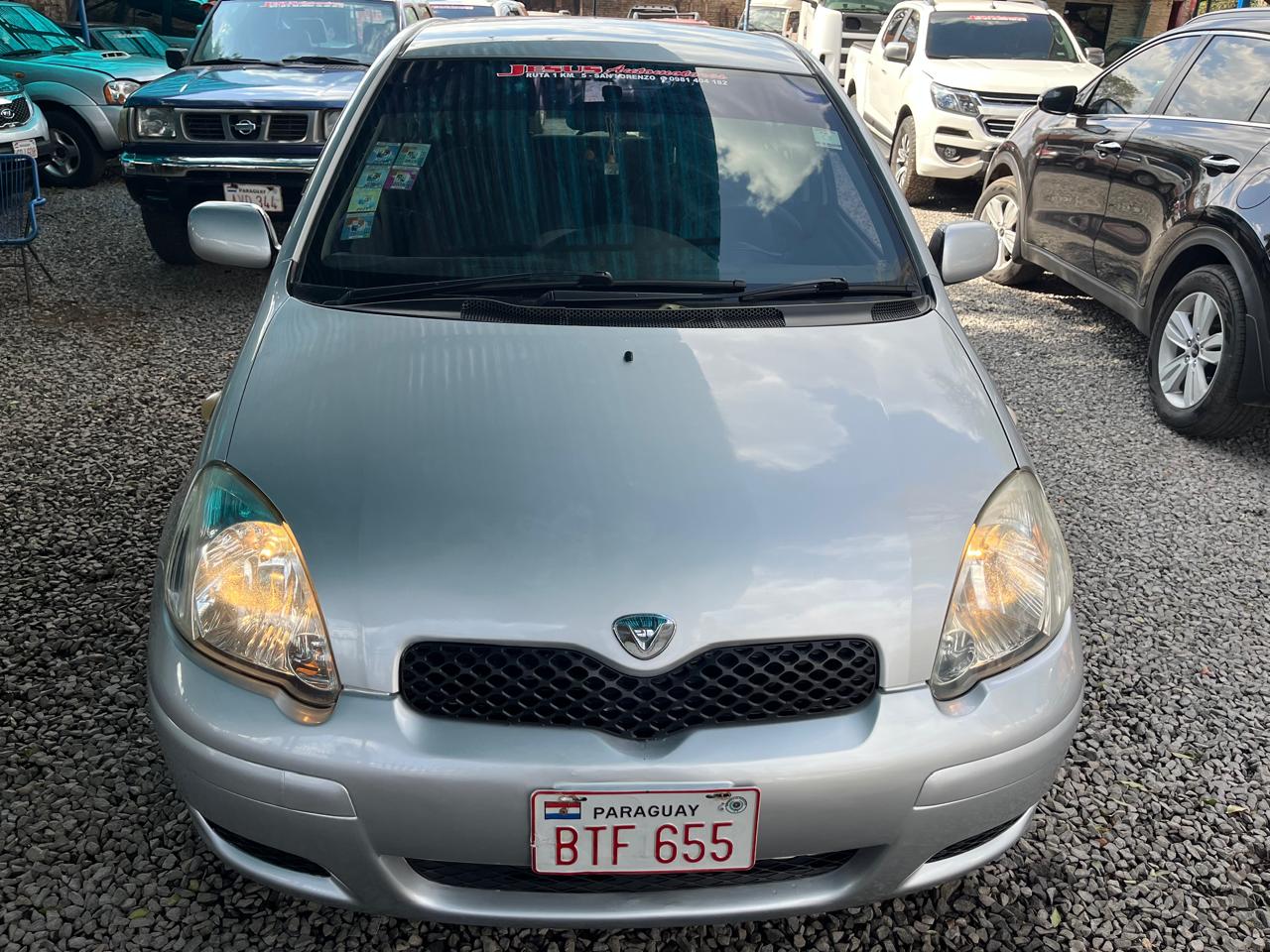 Toyota VITZ 2003