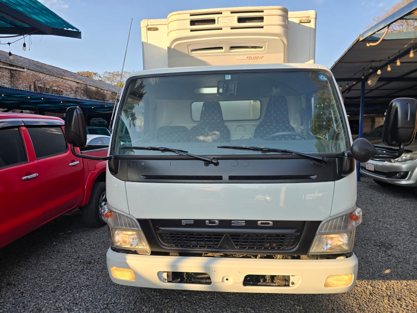 Mitsubishi CANTER FUSO 2010