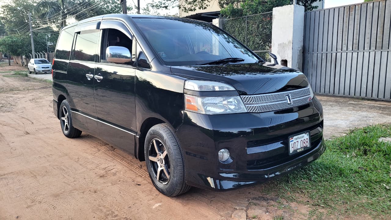 Toyota VOXI 2005